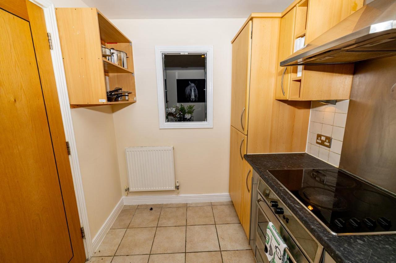Two Bed Apartment Near Canary Wharf London Ngoại thất bức ảnh