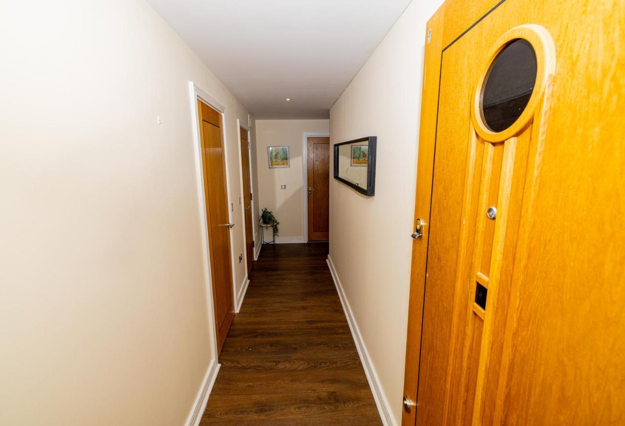 Two Bed Apartment Near Canary Wharf London Ngoại thất bức ảnh