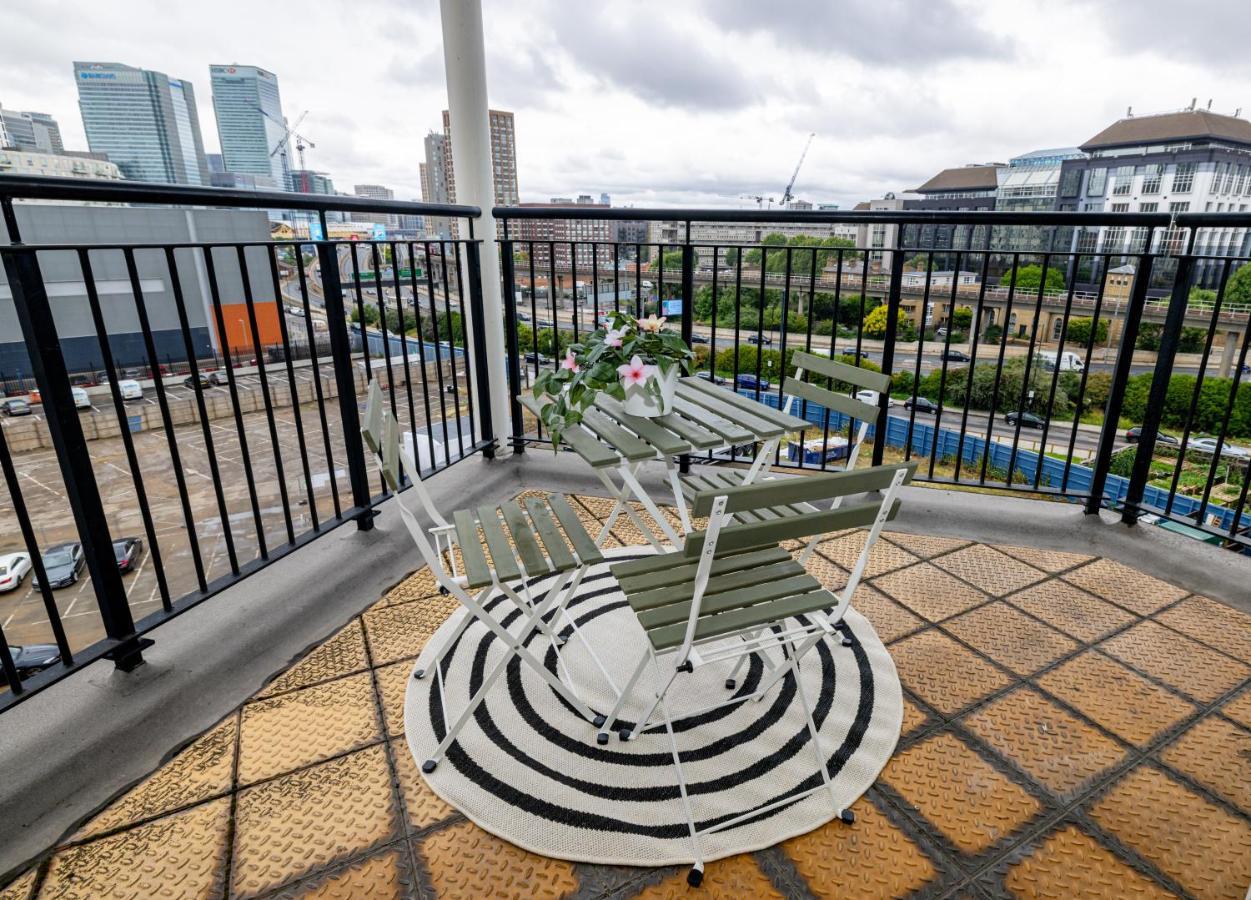 Two Bed Apartment Near Canary Wharf London Ngoại thất bức ảnh